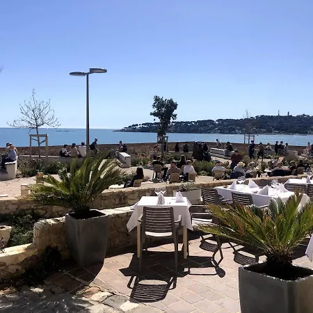 Διαμέρισμα 200 M De La Αντίμπ